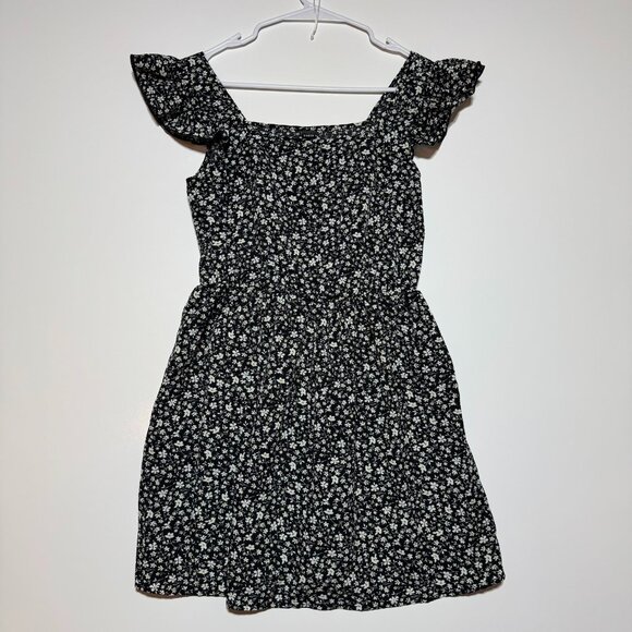 SHEIN Dresses & Skirts - Shein Black & White Floral Mini Dress Size Medium